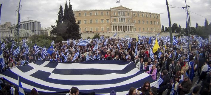Συμφωνία των Πρεσπών: Αυτοί οι «επώνυμοι» έχουν υπογράψει μέχρι τώρα το αίτημα για διεξαγωγή δημοψηφίσματος